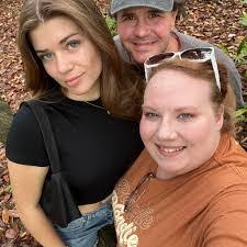 Aimee Boyer's Instagram, Twitter & Facebook