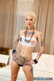 Pin On Tattooed Girls Garotas Tatuadas