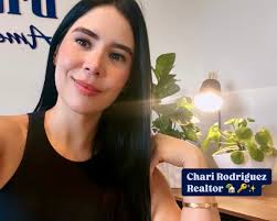 Domus Brickell Center 📍Ubicación del edificio: 1034 SW 2nd Ave, Miami, FL  33130 (Diagonal a la torre Mercedes-Benz) 🏢 Edificio: 35 pisos