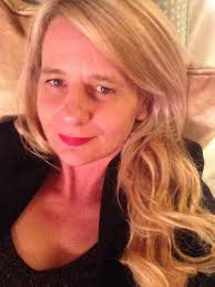 Vicky page (@VickyToria1973)