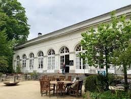 Plantentuin meise, een 92 hectare grote groene oase, vlak bij brussel, waar 18.000 plantensoorten groeien uit de hele wereld. Au Jardin Botanique De Meise Le Bonheur Est Dans Le Parc Plus Au Nord