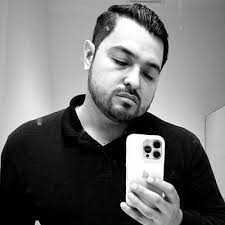 Abigail Tello (@abigatita)