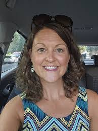 Tonya Pike's Instagram, Twitter & Facebook