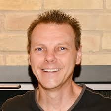 Corey Elliott's Instagram, Twitter & Facebook