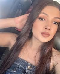 Elizabeth Cuevas's Instagram, Twitter & Facebook