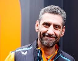 Robert Dine's Instagram, Twitter & Facebook