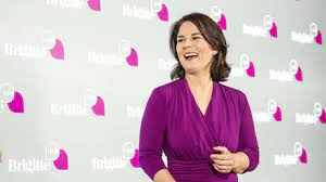 Annalena Baerbock Zu Plagiatsvorwurfen Niemand Schreibt Ein Buch Allein Rt De