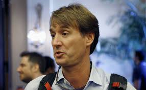 Dealt an ace: An oral history of how the Reds landed All-Star Luis Castillo 