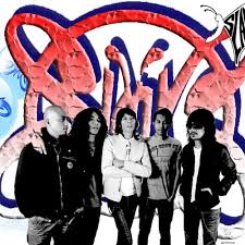 Namun, ada juga keragaman kata yang berkorelasi dengan tema cinta. Meskipun Slengekan 7 Lagu Slank Ini Ternyata Pas Banget Jadi Soundtrack Hidupmu Yukepo Com