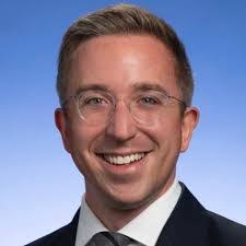 Michael Hendrix's Instagram, Twitter & Facebook