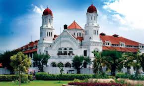 Provinsi ini berbatasan dengan provinsi jawa barat di sebelah barat, samudra hindia dan daerah istimewa yogyakarta di sebelah selatan, jawa timur di sebelah timur. Lawang Sewu Tempat Bersejarah Di Semarang Yang Penuh Misteri Java Travel