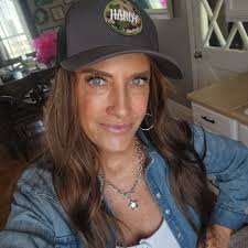 🚨 A great investment opportunity 🚨 PIC 1: BRACELET LOT for $100 25  bracelets PIC 2: BRACELET LOT for $324 81 bracelets PIC 3: RING LOT for $65  13 rings