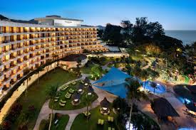 Located along the northern coast of penang island and about 11 km northwest o. Shangri La Golden Sands Penang Batu Ferringhi Updated 2021 Prices