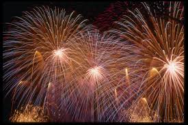 Lake minnetonka big island mn. Fireworks At Hyde Park In The Falls A Chille Family Staple