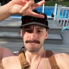 Xavier (@XknowsBest)