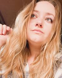 This week we swapped dog days for breezy mountain mornings. The afternoons  feel long but summer passes so quickly. 1. Front porch writing 2. Fire and  shine 3. The most gorgeous cards