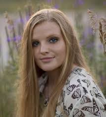 Lorene Mast's Instagram, Twitter & Facebook