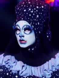 Dawn Lamb's Instagram, Twitter & Facebook