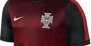 Titelverteidiger portugal besiegt im duell der deutschen gruppengegner außenseiter ungarn dank später treffer mit 3:0. Nike Portugal 2015 Aufwarm Trikot Veroffentlicht Nur Fussball