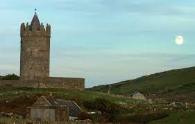 Its name may be derived from dún na gabhair, meaning the fort of the rounded hills or the fort of the goats. Doonagore Castle Wikiwand