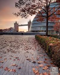 Tower Bridge In Autumn Visit London Incredible Places Tower Bridge