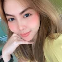 Lee Cayabyab's Instagram, Twitter & Facebook