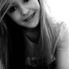 Alisha Hall's Instagram, Twitter & Facebook