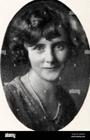 G tucker hi-res stock photography and images