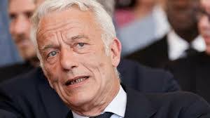 Adrien Blanchard's Instagram, Twitter & Facebook