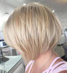 chin length chamomile blonde bob haarschnitt kurz haarschnitt kurz feines haar