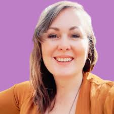 Hi 👋🏽 I run 'regular Art For Wellness' workshops, I have years of  experience and training in community art & mental health. Not a therapist  by any means though! I'm looking for