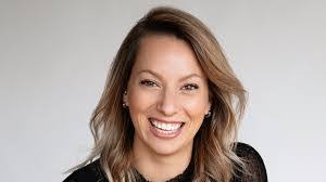 Audrey Renaud's Instagram, Twitter & Facebook