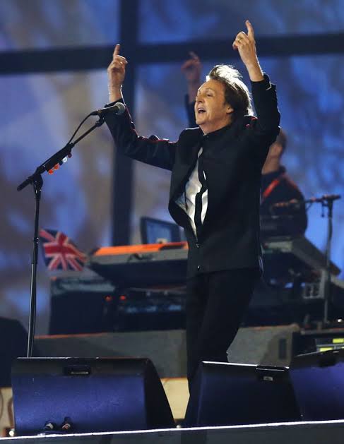 Paul McCartney emociona na abertura da Olimpíada - Quem | Olimpíadas 2012