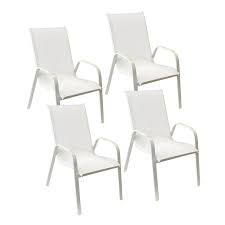 Le style est important pour mettre en valeur votre mobilier l'aluminium et le textilène sont des matières légères qui assurent un rangement facile de vos chaises d'extérieur. Lot De 4 Chaises De Jardin Aluminium Et Textilene Blanc