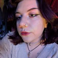 Some of the festivals toilets genuinely ruin the vibe for me everytime. How  do people deal with it? Any hacks to make them bearable?????