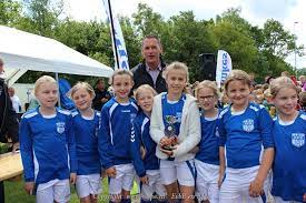 Het nationaal songfestival was de benaming voor de nederlandse preselectie voor het eurovisiesongfestival.in 1956 werd deze voorronde voor het eerst georganiseerd. Schitterend Remkes Toernooi Sv Epe