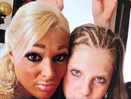 34, born 1 october 1986. Throwback Pic So Sahen Dani Katzenberger Und Jenny 2005 Aus Promiflash De