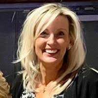 Shelly Daigle's Instagram, Twitter & Facebook