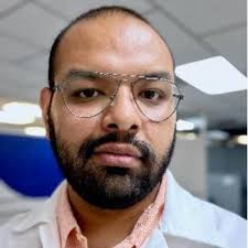 Mtro. Erick Daniel Armas Manríquez