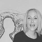 Sara Spath's Instagram, Twitter & Facebook