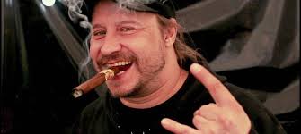 El vocalista argentino murió este domingo a causa de un acv producido por complicaciones derivadas del coronavirus. Lars Goran Petrov Vocalista De Entombed Murio A Los 49 Anos Rocktambulos