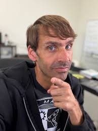 I'm going to say this plainly, because I don't want you to miss it. If your  posts aren't being seen, your business CAN"T grow. Not because you're bad  at marketing. Not because