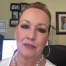 Debra Ricci's Instagram, Twitter & Facebook