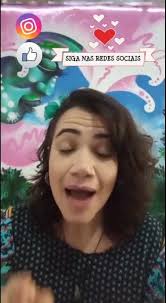 Nada é tão nobre que o coração do poeta.