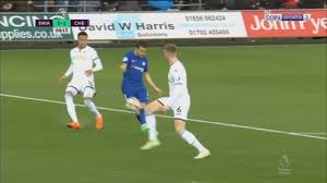 Get the latest premier league news for 2020/21 season including upcoming epl fixtures, live scores. Cesc Fabregas Headed The Keeper Into The Epl Match Three Minutes Later As Chelsea Down Swansea 1 News Now