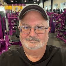 Karl Grant's Instagram, Twitter & Facebook