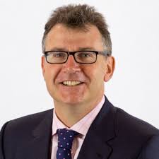 Yesterday I graduated and finally met f2f an incredible group of people ..  hopefully our paths will cross again 👏👏