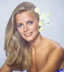 Birthday celebration tonight! Happy Birthday Ken and Johnny! Thank you jran  for rhe beautiful caje!!❤️ 🎉