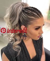 My favorite hairstyles are the least complicated. Frisuren Auf Instagram Romariorocha Auf Frisuren Instagram Pferdeschwanz Romariorocha Cute Ponytail Hairstyles Hair Styles Long Hair Styles