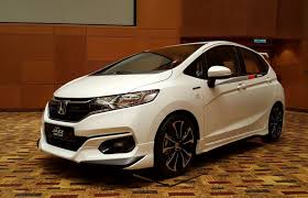 2020 honda city vs old honda city: 2017 Honda Jazz Sport Hybrid Launched At Rm87 500 Carsifu